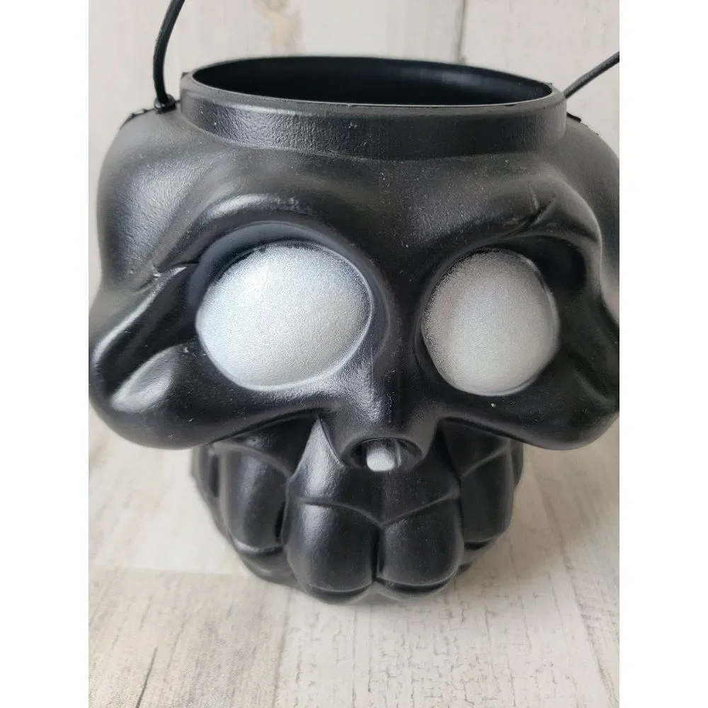 General foam‎ black skeleton head Halloween bucket